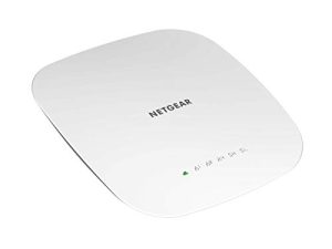 نقطة الوصول اللاسلكية NETGEAR (WAC540PA) - ثلاثي الموجات AC3000 WiFi 5 سرعات | ما يصل إلى 600 جهاز عميل | 1 x 1G Ethernet LAN Port | MU-MIMO | انسايت الإدارة عن بعد | PoE + أو مهايئ طاقة مضمن