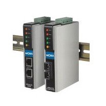 MOXA NPort IA5250I-T 2-Port RS-232/422/485 خادم الجهاز التسلسلي مع عزل 2 KV ، -40 إلى 75 ° C درجة حرارة التشغيل.