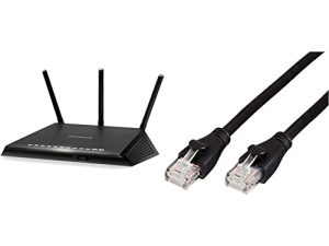 NETGEAR Nighthawk Smart WiFi R6700 - سرعة لاسلكية AC1750 (تصل إلى 1750 ميجابت في الثانية) | تغطية تصل إلى 1500 قدم مربع و 25 جهازًا وكابل إنترنت AmazonBasics RJ45 Cat-6 Ethernet Patch - 5 قدم